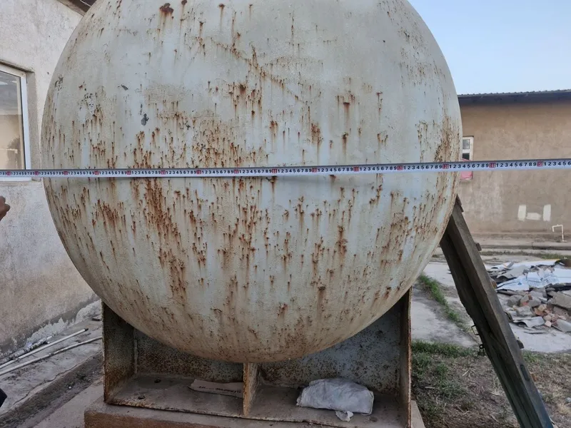 Yomks sotiladi narxi 15mln kelishamz manzil Mubarek tumani