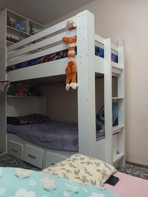 2х ярусная кровать с матрасами. Б/у в хорошем состоянии. 2х ярусная кровать с матрасами. Б/у в хорошем состоянии.