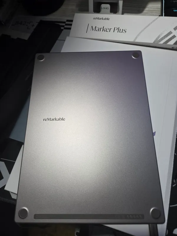 reMarkable Paper Pro + Marker Plus + g‘ilof — deyarli yangi 5