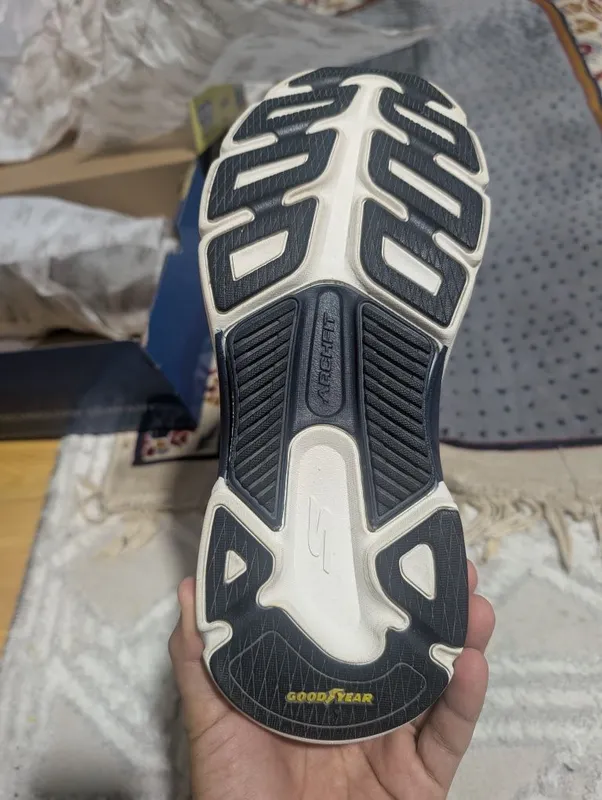 Продам кроссовки Skechers GoRun — фото 2