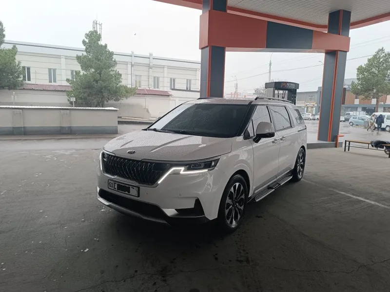 Sroʻchne sotladi kia karnval