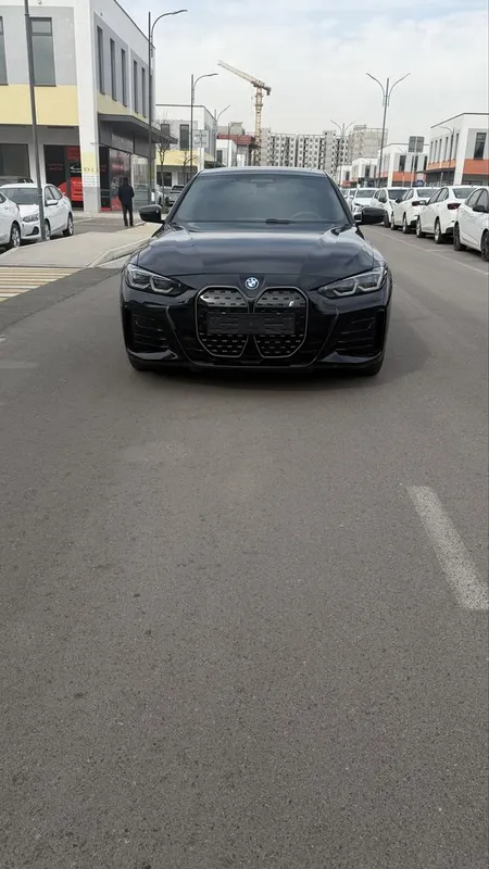BMW i4 40L M-Sport 2024 yil — фото 2