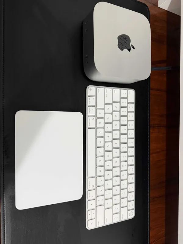 mac mini m4 16/1 tb magic keyboard touch id & trackpad type-c — фото 1