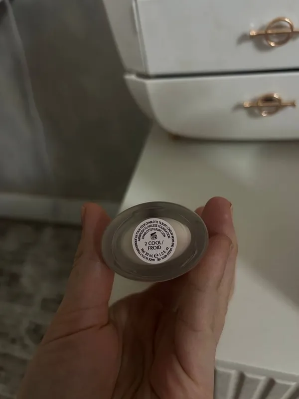 тональный крем charlotte tilbury — фото 1