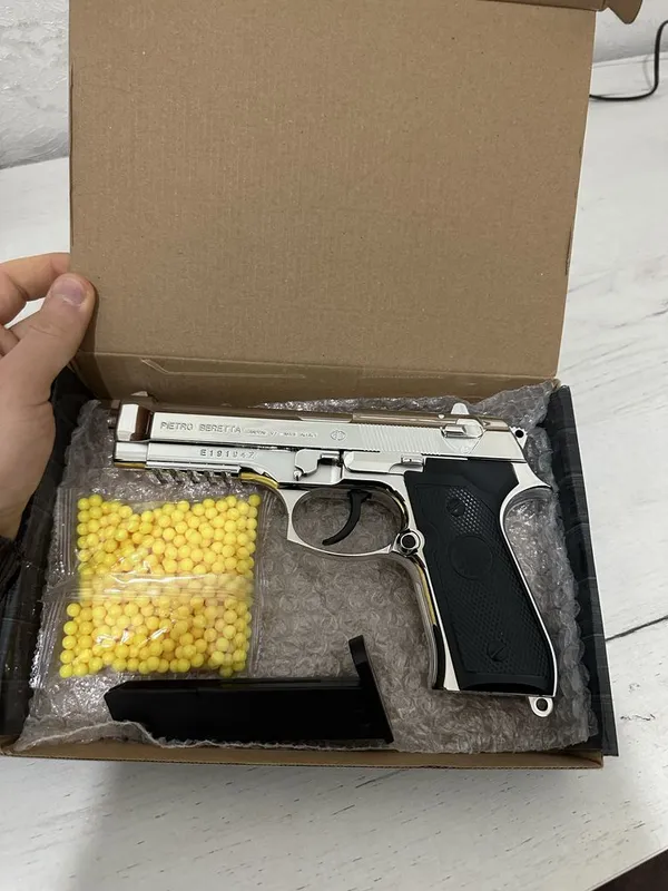 Beretta ойнчок пистолет — фото 2