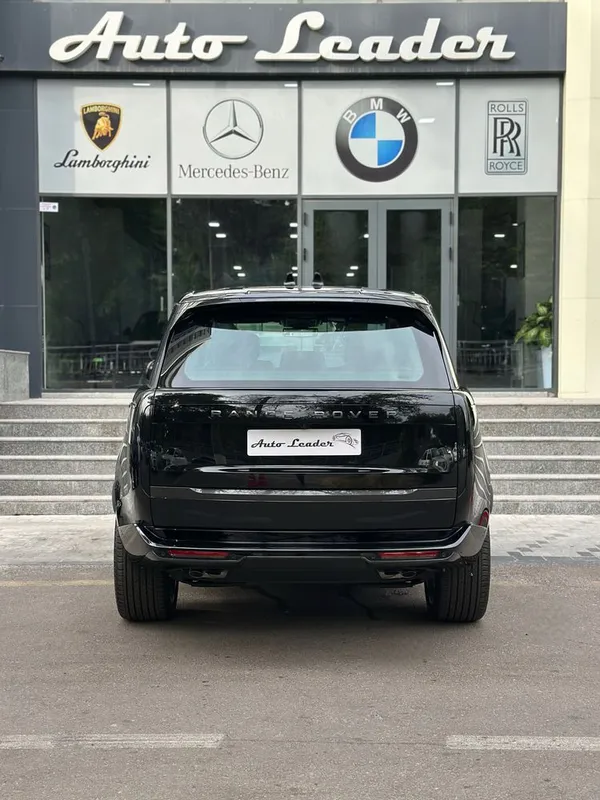 Range Rover Autobiography P530 LWB — фото 1