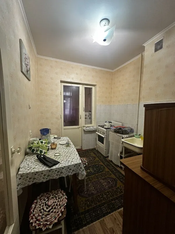 Продаю свою квартиру в Чирчике 8 мкр-он — фото 3