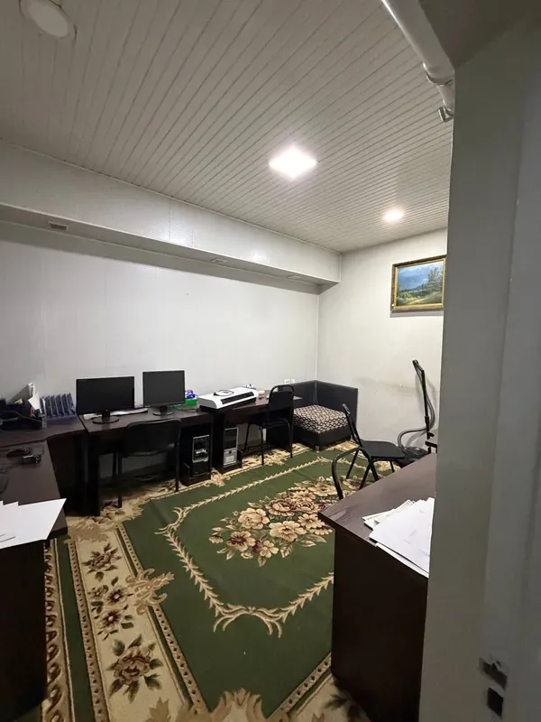 Продаётся 200 м² нежилой под офис — фото 7