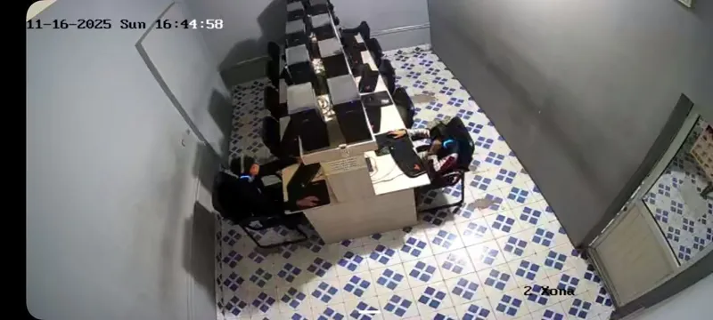 Компютерлар 21 дона