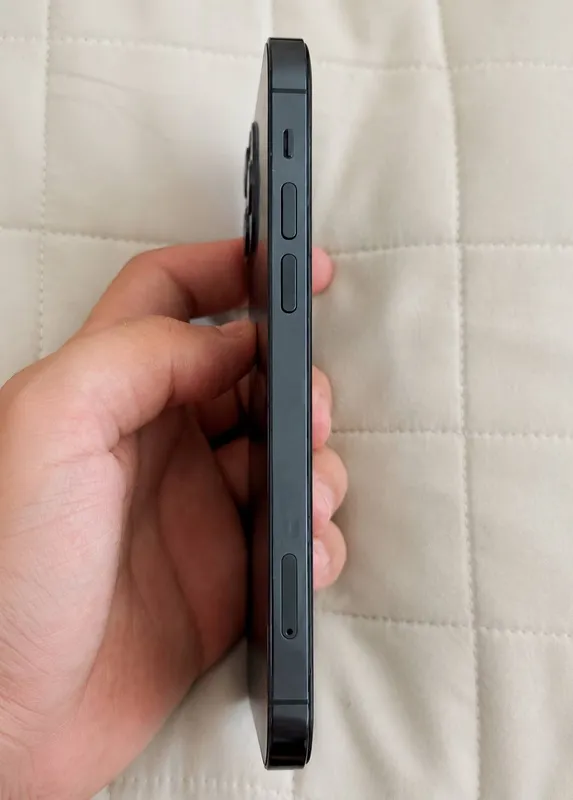 iPhone 12 Pro 3 iPhone 12 Pro 3