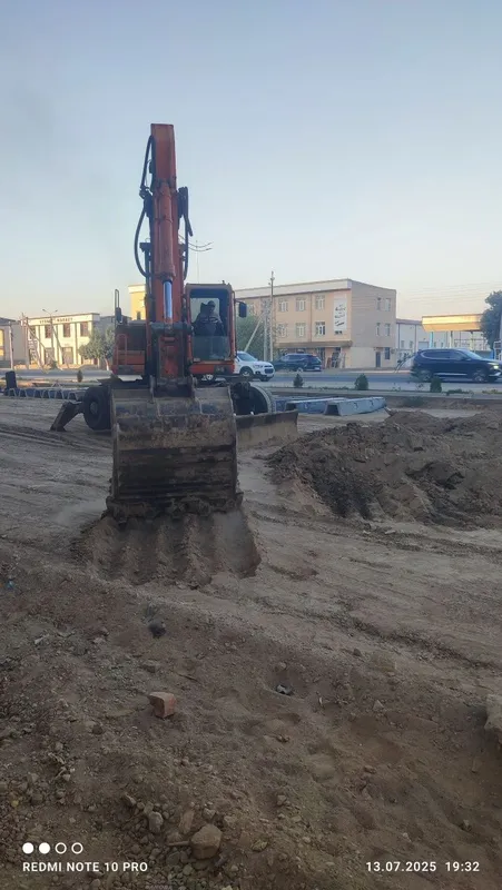 Арендага экскаватор берилади 1 Арендага экскаватор берилади 1