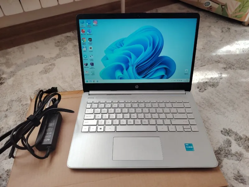 HP Laptop 14|Intel Core i3-12|16GB OZU| SSD 256GB