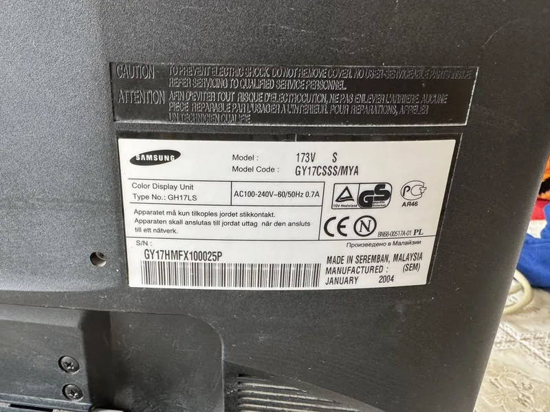 Samsung SyncMaster 173V (полный код: GY17CSSS/MYA). 3