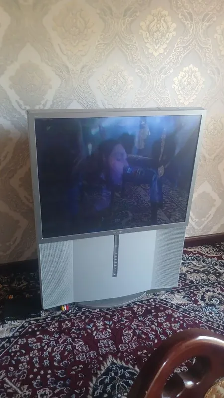 Телевизор Sony KP-FX432M91 WEGA Trinitron: Srochnaga 1 mln