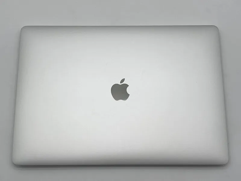 Apple MacBook Pro 16" 2019 i9/ 16GB/ 512GB SSD/ Retina/ Zo'r xolatda — фото 2