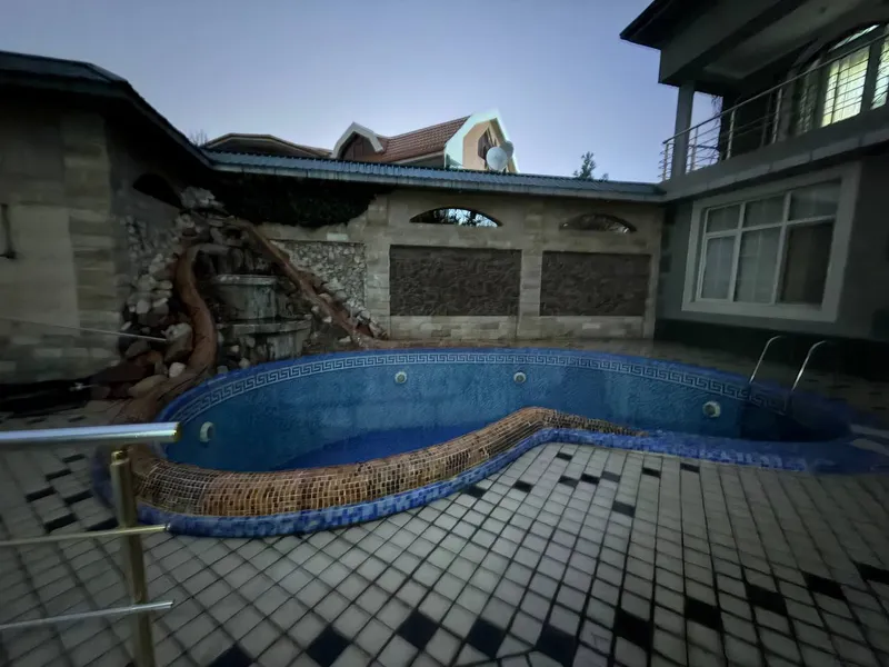 580 m² uy sotiladi, Yakkasaroy tumani · ID 43086 2 580 m² uy sotiladi, Yakkasaroy tumani · ID 43086 2