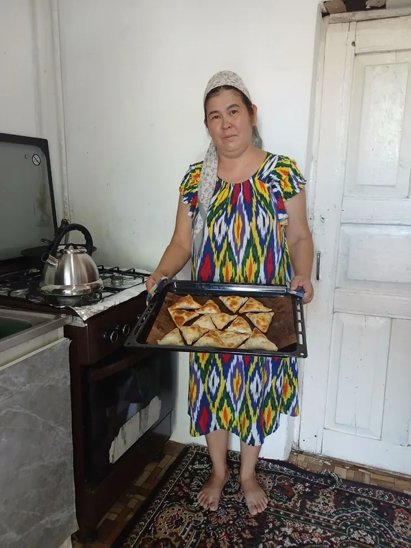 Сомса пирожки и разные товары