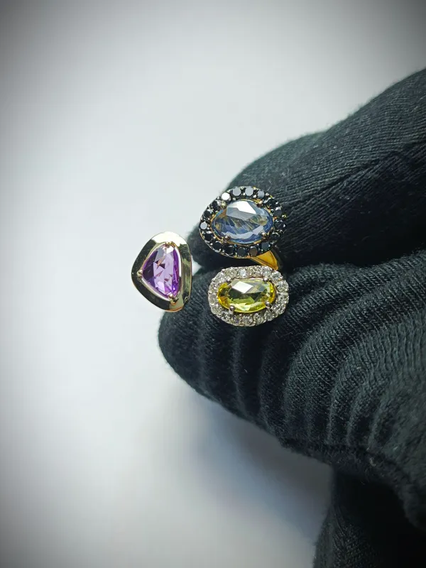 Sariq tilla 585, Brilliant, Lab diamond, Saffir 4 Sariq tilla 585, Brilliant, Lab diamond, Saffir 4