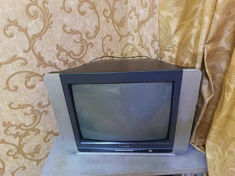 Продаются две старые надежные телевизоры Skyworth, Daewoo — фото 2