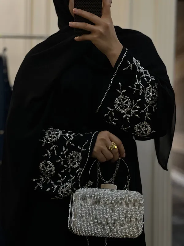 Abaya 1
