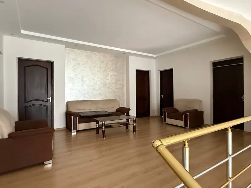 6-комнатная квартира, 251 м², Юнусабад 8