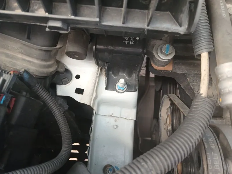 Chevrolet Cobalt LS первая позиция — фото 1