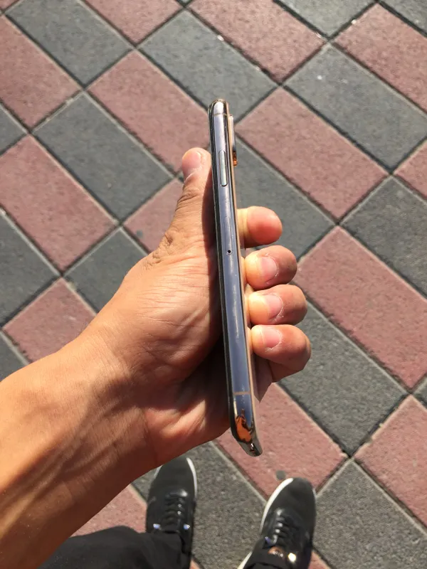 Iphone Xs 800 000 so’m 3