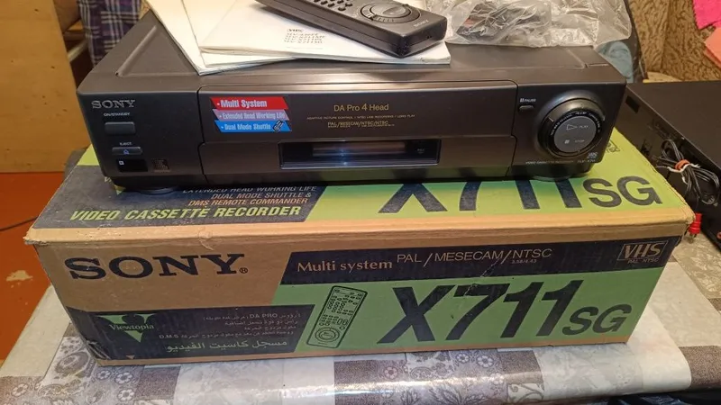 Видеомагнитофон Sony slv-711 1 Видеомагнитофон Sony slv-711 1