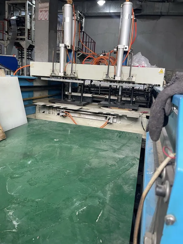 Mayka robot garyachi reska aparatlar sotiladi 7