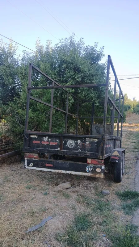 Прицеп сотилади 2