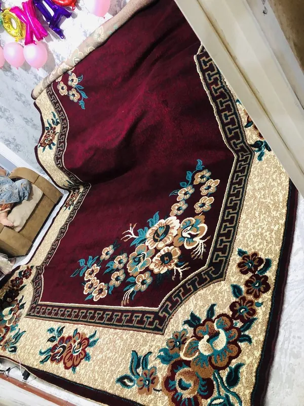 Gilam sitiladi yangi 3mga 5m 1 Gilam sitiladi yangi 3mga 5m 1