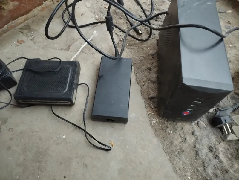 ups.ups надо акумлятор менять и wi fi 3 штуки.за все 85тысячь — фото 4