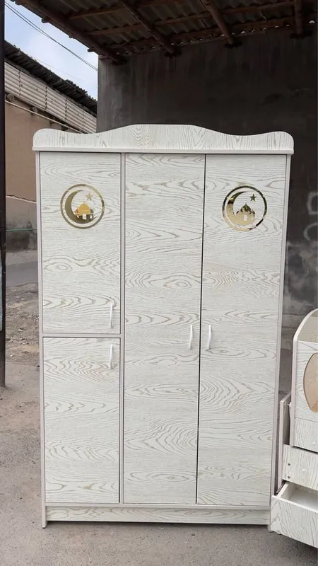 Detskiy shkaf 3 ta eshikli 4 Detskiy shkaf 3 ta eshikli 4
