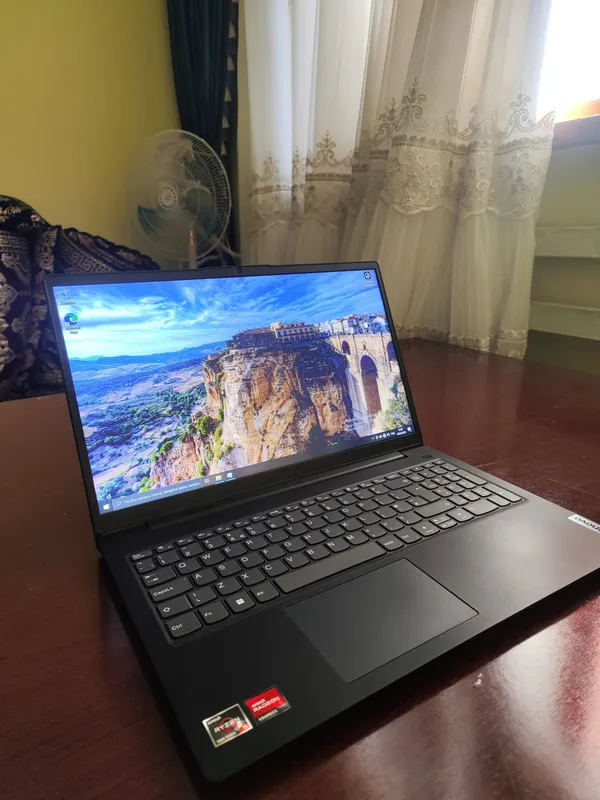 lenovo ryzen5 7520u ram8 ssd512 3 lenovo ryzen5 7520u ram8 ssd512 3