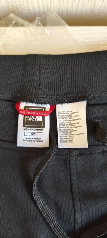 Шорты мужские The North Face Graphic, размер S, оригинал Цвет: Черный — фото 4