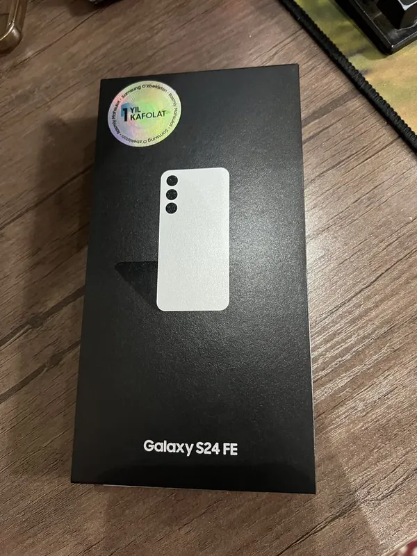 Samsung S24FE 8/256Gb yangi 1