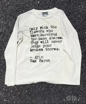 Erin Van Vuren longsleeve Erin Van Vuren longsleeve
