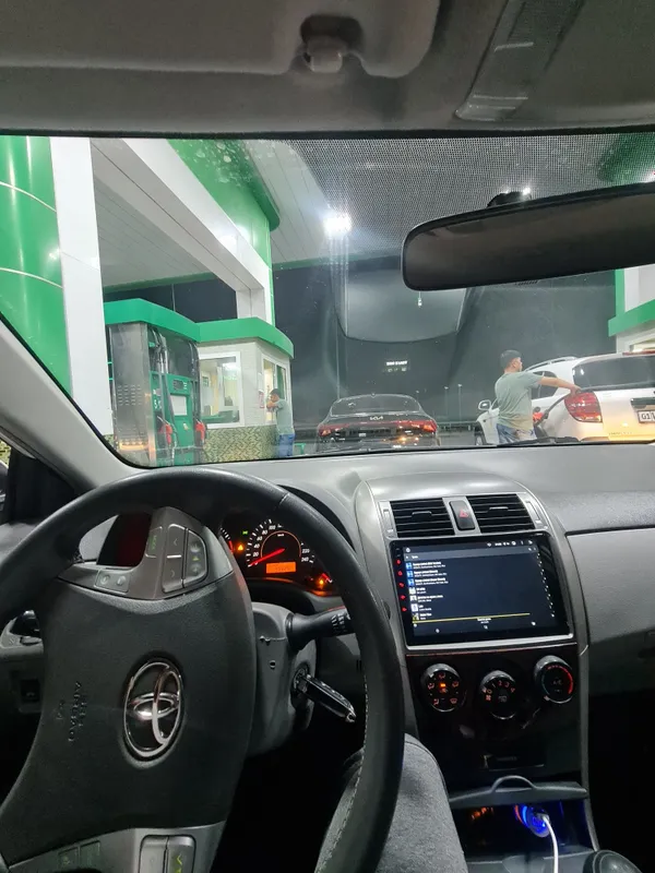 Toyota Corolla 1.8 MT — фото 1
