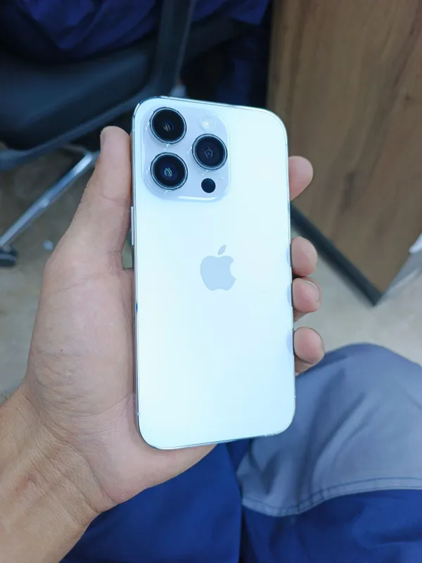 iPhone 14pro rangi oq xotira 128 karobka dokument full... 1