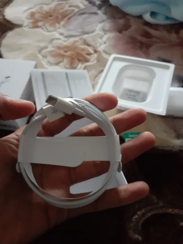 airpods yangi karopka dakumen ochilmagan — фото 3