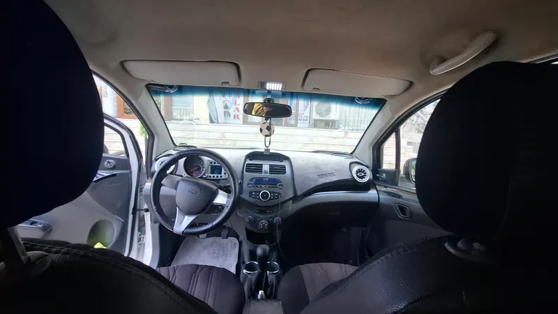 Chevrolet Spark, 2-я комплектация, 2011 года 5 Chevrolet Spark, 2-я комплектация, 2011 года 5
