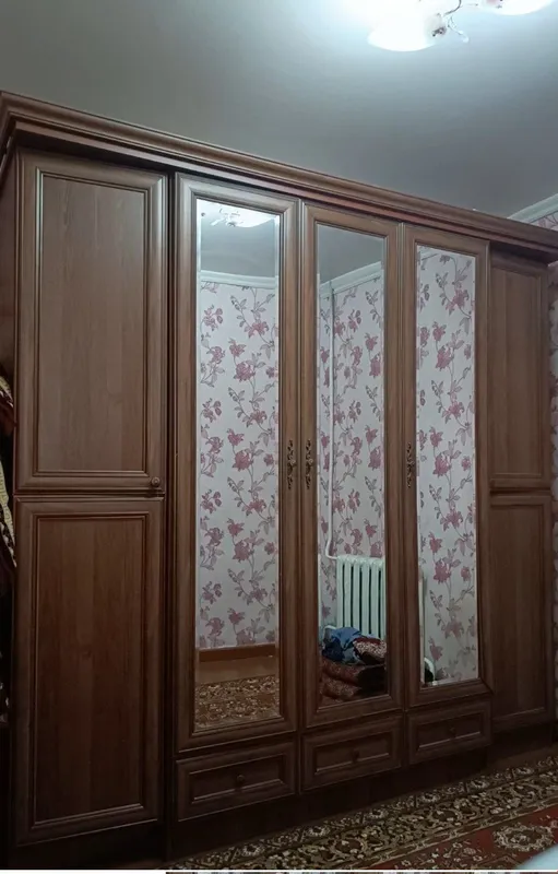 shkaf kamut va ikkita tumbochka 2