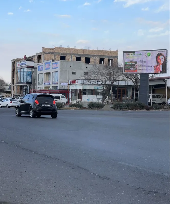 Tashqi ekranlarda peklama xizmati 4 Tashqi ekranlarda peklama xizmati 4