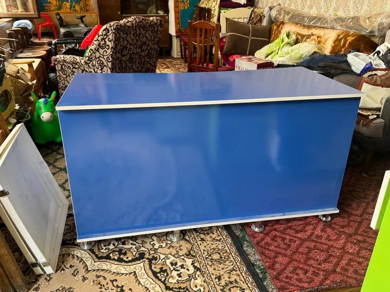 Stol sotiladi yaxshi xolatda Razmer 1.5,70