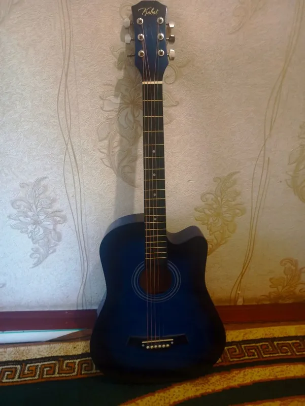 Gitara sotiladi + sumka, ideal holat, yangi boshlovchilar uchun zo‘r — фото 3 Gitara sotiladi + sumka, ideal holat, yangi boshlovchilar uchun zo‘r — фото 3