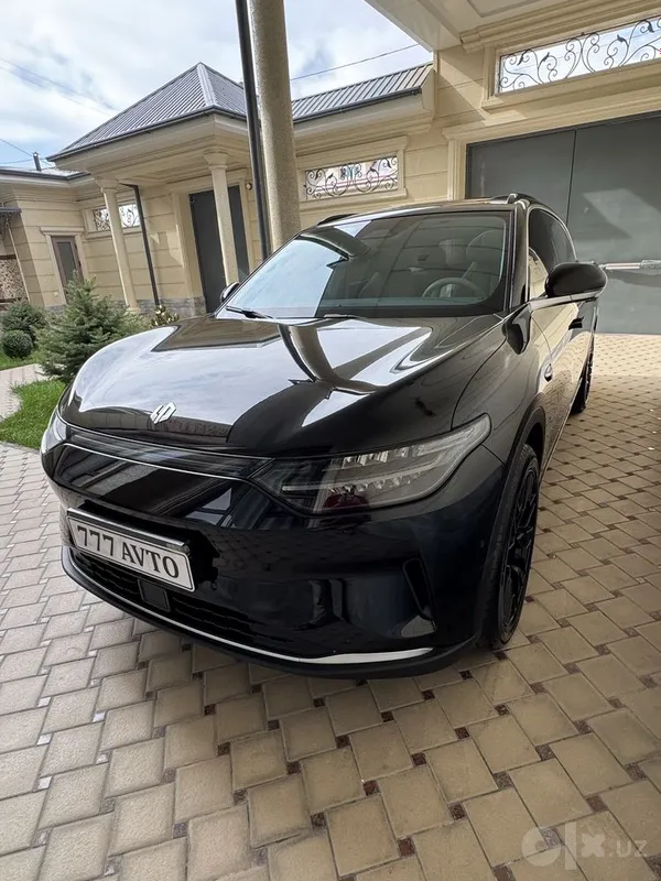 Leapmotor C11 Электромобиль 520, 2022 год, пробег 13 500 1 Leapmotor C11 Электромобиль 520, 2022 год, пробег 13 500 1