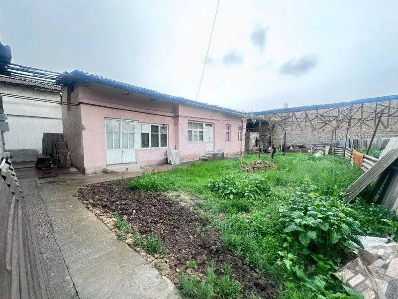 Продаю дом 3 комн 4 сотки Узгарыш вдоль дороги 1 линия фасад 18м