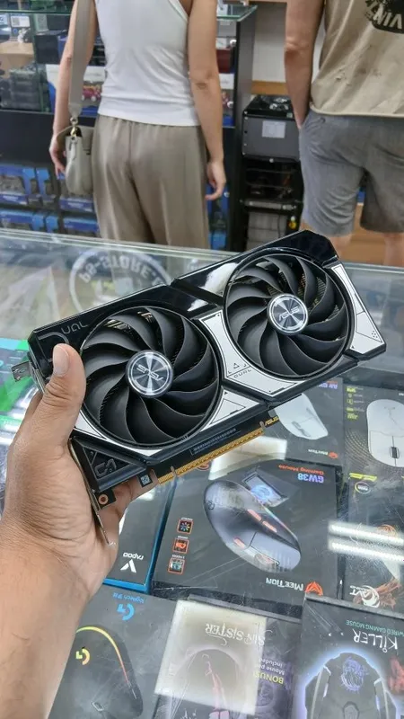 Rtx 5060 Asus Dual 1