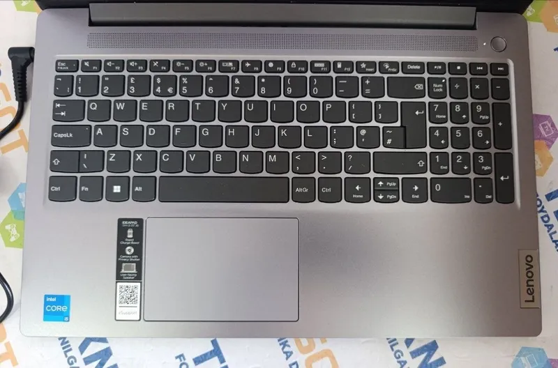 Lenovo IdeaPad Slim 3 — фото 1