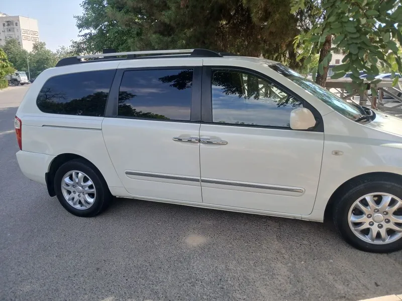 Rent car 8 kishil Carnival 2 Rent car 8 kishil Carnival 2
